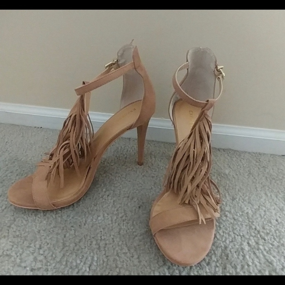 Beige fringe heels - Picture 2 of 3